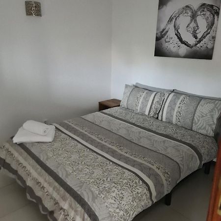 1 Bedroomed Apartment - Ocean View - Oura - Beach Albufeira Buitenkant foto