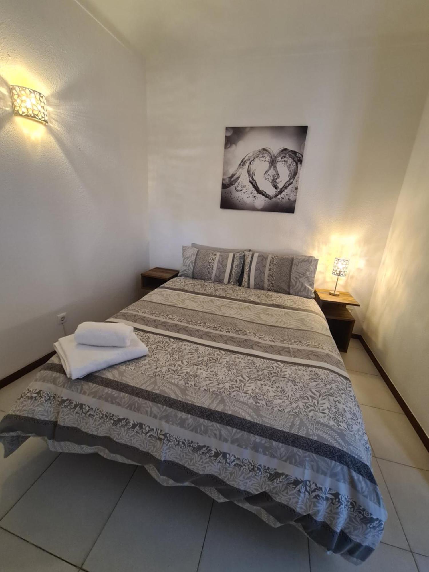 1 Bedroomed Apartment - Ocean View - Oura - Beach Albufeira Buitenkant foto